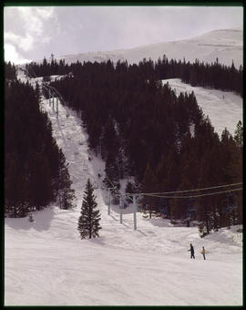 Chairlift 2 midway on Peak 8 at Breckenridge ski area