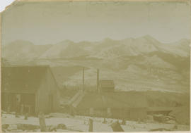 "The Washington mine, showing ten mile Range."