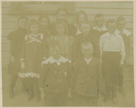 School children pose for a group portrait in Breckenridge